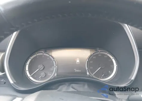 2024 Toyota Highlander Xle z USA, uszkodzony, nr VIN 5TDKDRAH6RS530960